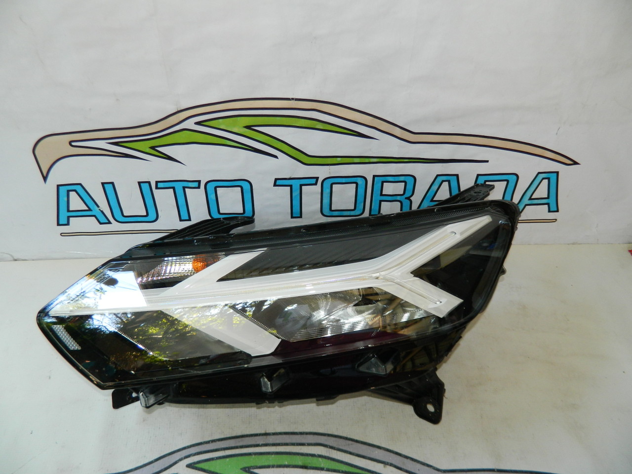 Far stanga Full Led Dacia Logan 3 facelift model 2023 2024 2025 cod 260601750R