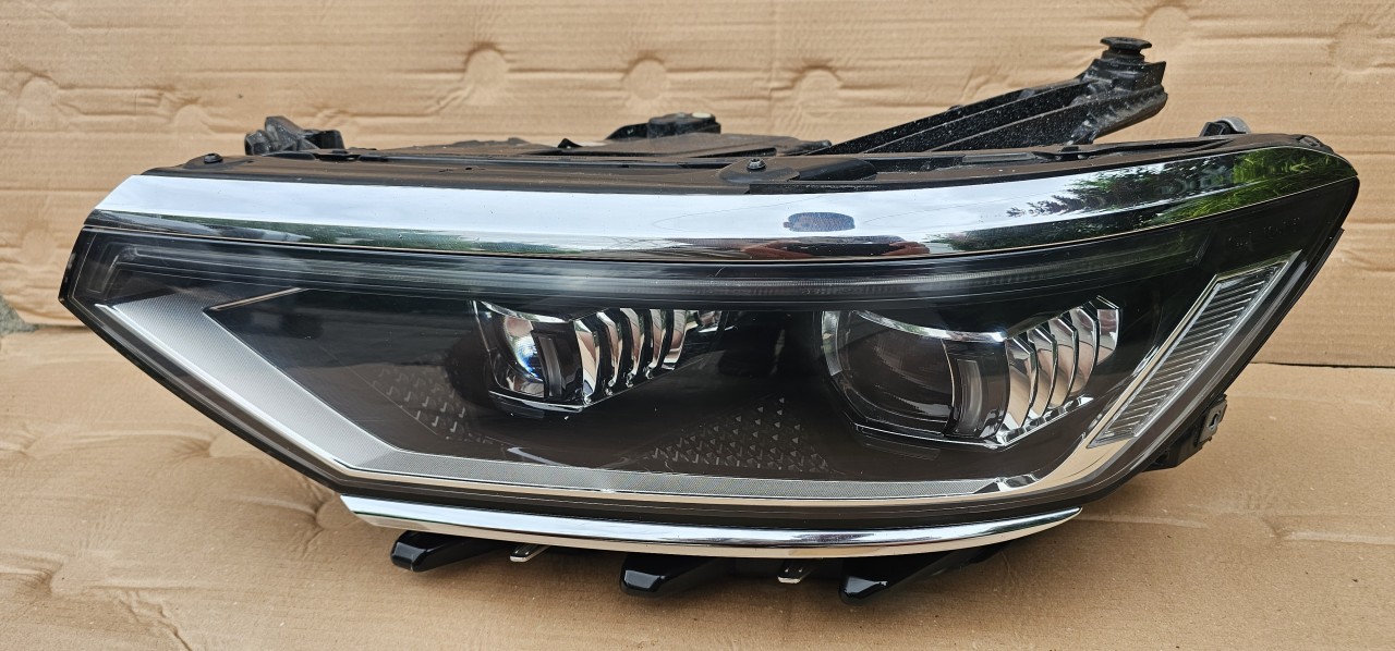 Far stanga Full LED IQ Light Vw Passat B8 Facelift 2019 2020 2021 2022