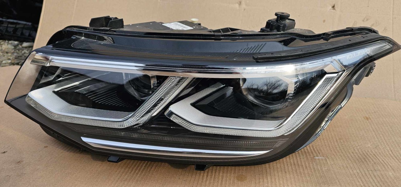 Far stanga Full LED Matrix Vw Tiguan 2 Facelift IQ LIGHT 2020 2021 2022 2023