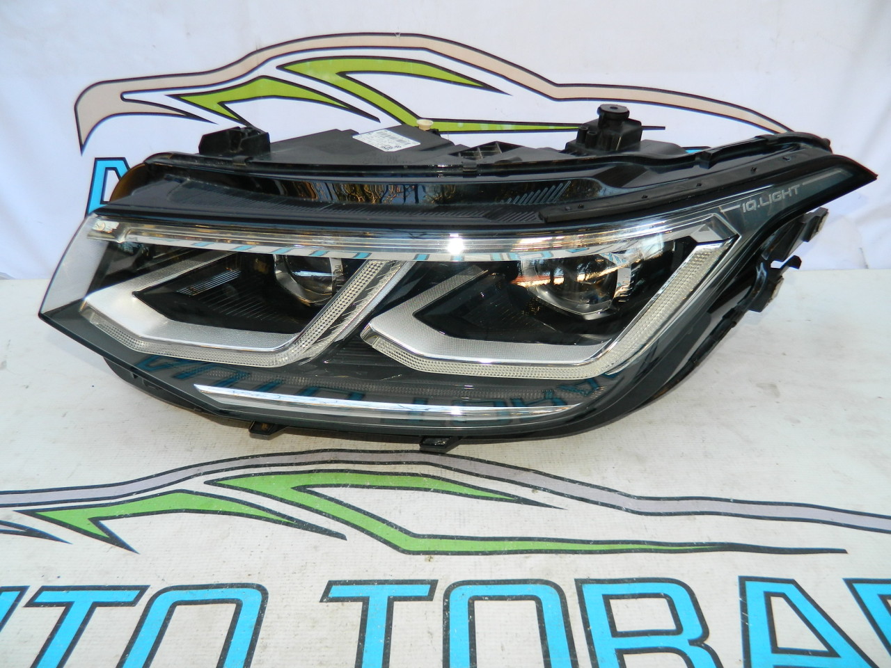 Far stanga Full Led Matrix VW Tiguan Facelift model 2021-2024 cod 5NB941081C