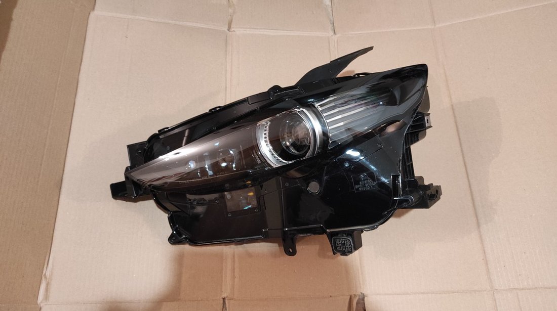 Far stanga Full LED Mazda CX 30 (2019-2023) cod: DFR7-51040