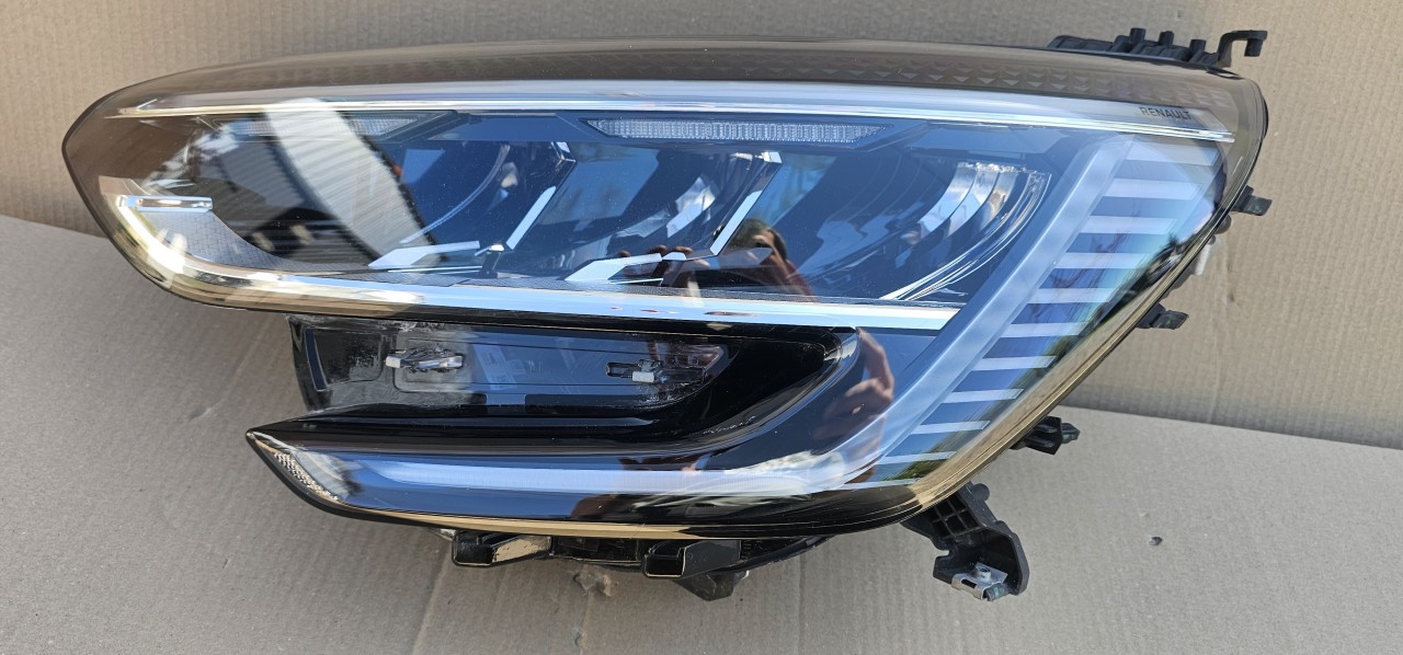 Far stanga Full Led Renault Megane 4 Facelift 2021 2022 2023 2024