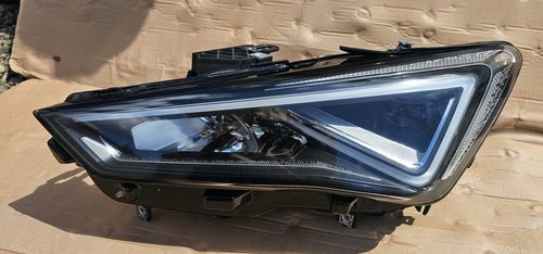 Far stanga Full Led Seat Cupra Formentor 2021 2022 2023