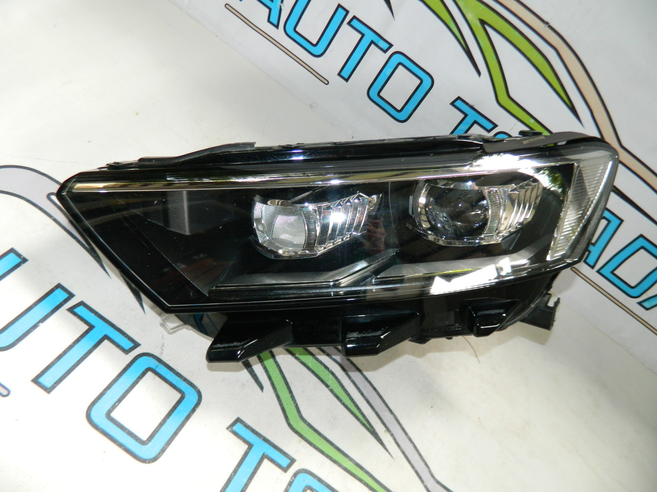 Far stanga Full Led VW T-ROC cod  2G941035P