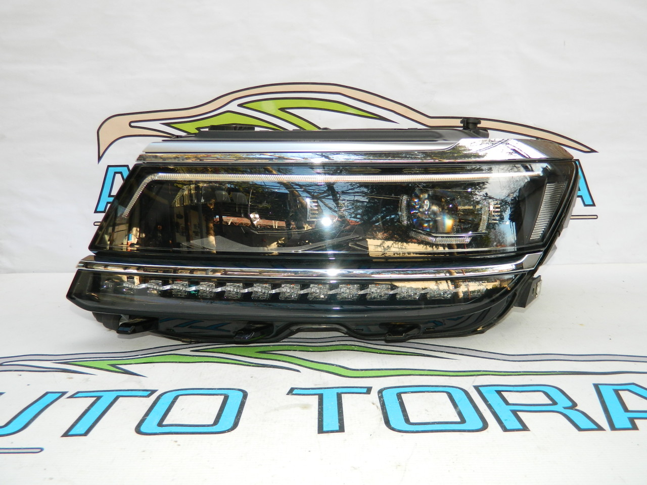 Far stanga FULL LED VW Tiguan model 2017-2022 cod 5NB941081D