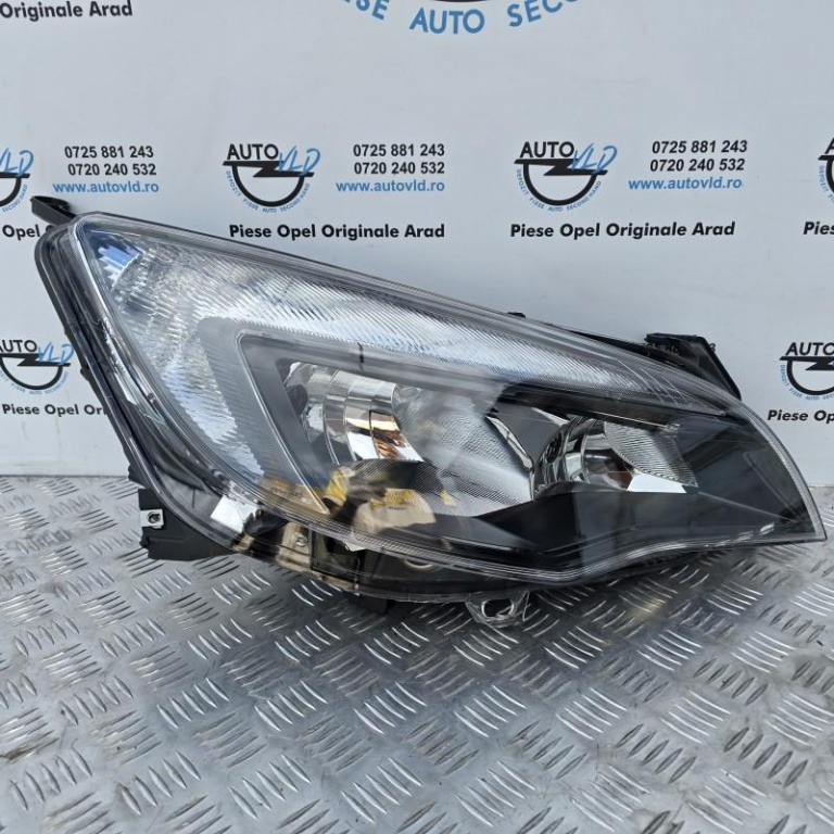 Far stanga fundal negru halogen Opel Astra J 2009-2012 2012191052