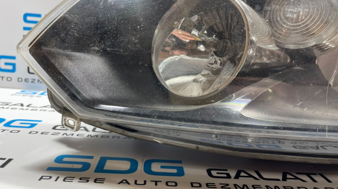 Far Stanga Halogen de la Auto cu Volan Stanga cu Defect Volkswagen Golf 6 2008 - 2013 Cod 5K2941005H