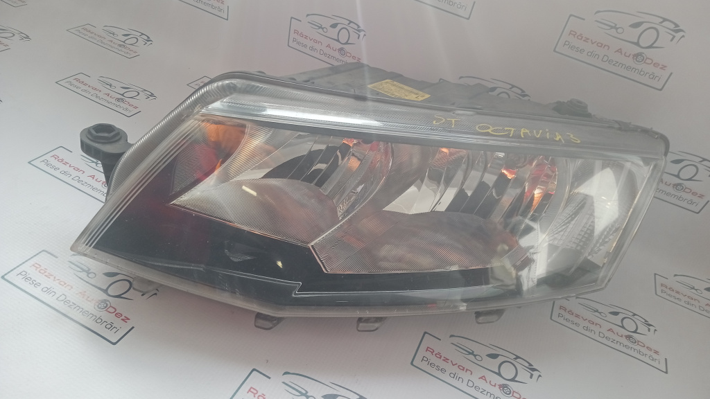 Far Stanga Halogen Skoda Octavia 3 2016, 5E294101510S