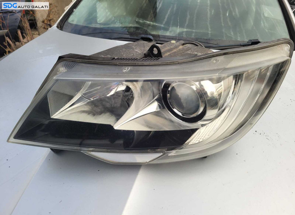Far Stanga Halogen Skoda Superb 2 2013 - 2015 Cod 3T2941015F [C4198]