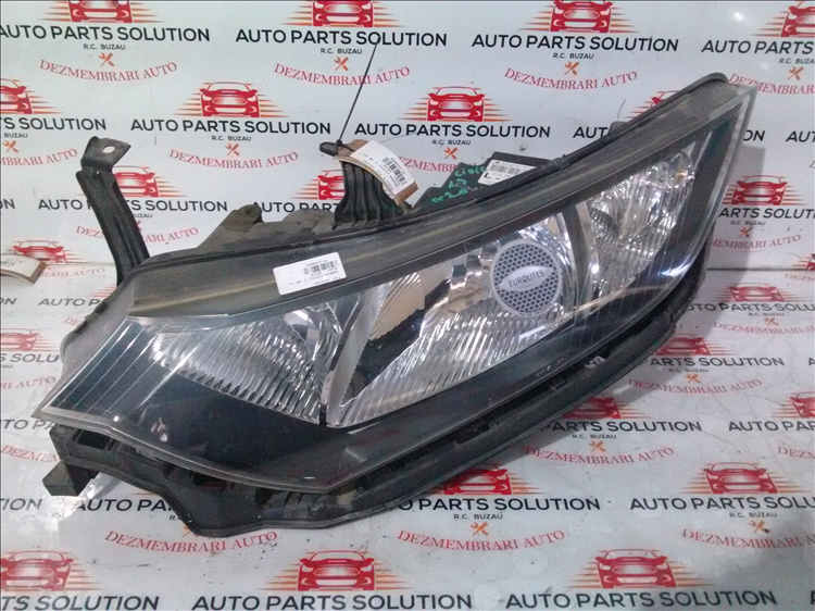 Far stanga HONDA CIVIC 1.3B an fabr. 2014