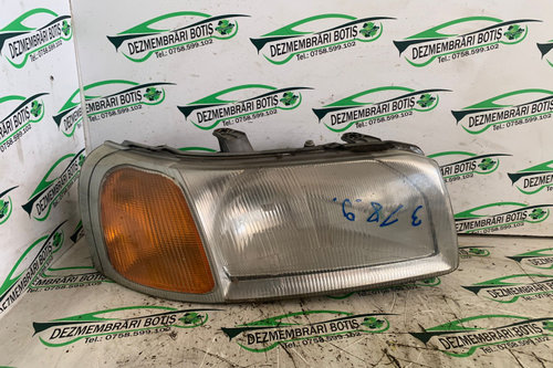 Far stanga Land Rover Freelander [1998 - 2006] Crossover 5-usi 2.0 DI MT (98 hp)
