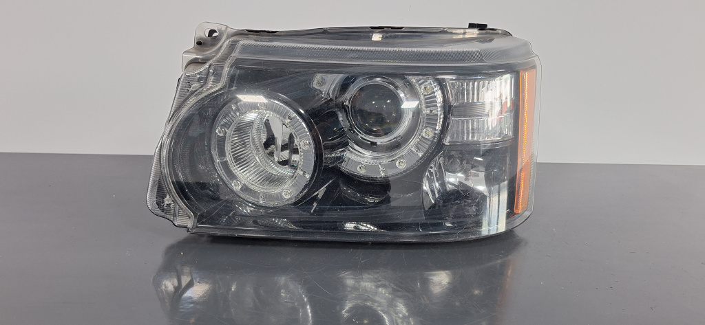 Far stanga Land Rover Range Rover 3 (2002->) 2.0 Motorina 2013, CU XENON / CH32-13W030-AA / VOLAN DREAPTA