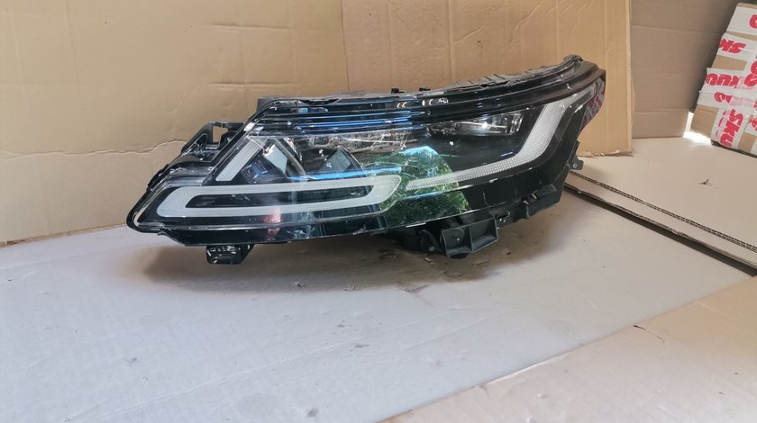 Far stanga Land Rover Range Rover Evoque L551 (2018-2022) cod M8D2-13W030-EA pentru piese