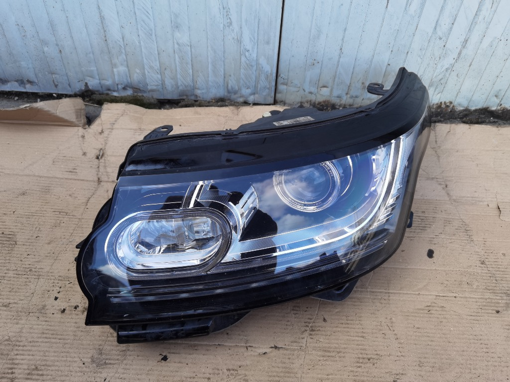 Far Stanga Land Rover Vogue L405 2014 bixenon adaptiv