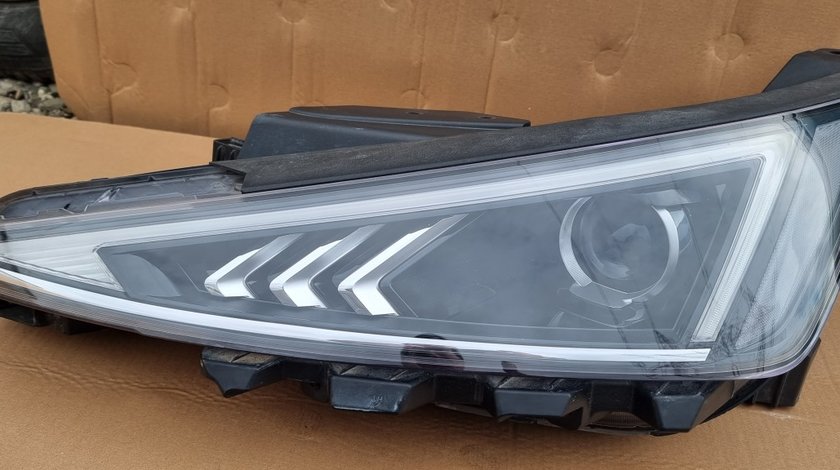 Far stanga led halogen Hyundai Elantra 2019 2020 2021