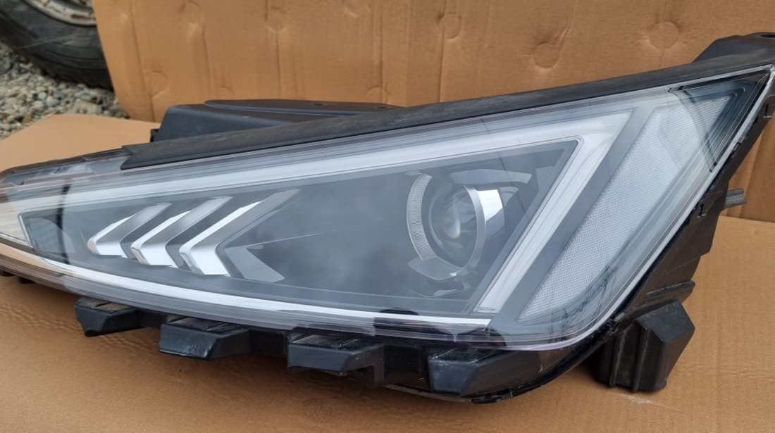 Far stanga led halogen Hyundai Elantra 2019 2020 2021