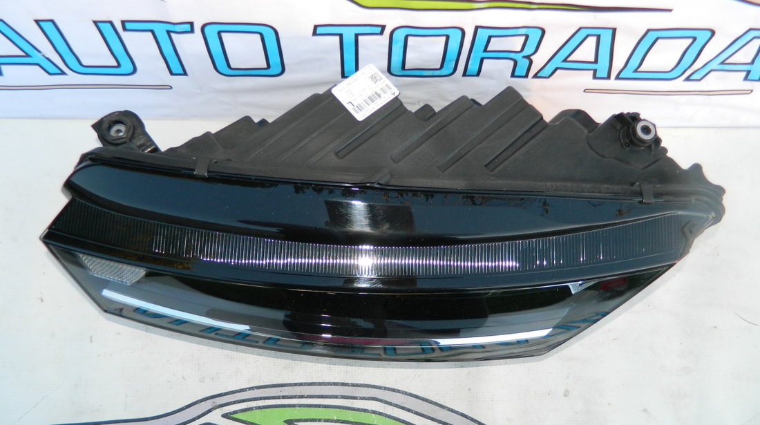 Far stanga LED Skoda Octavia 4 model 2020-2024 cod 5E4941015