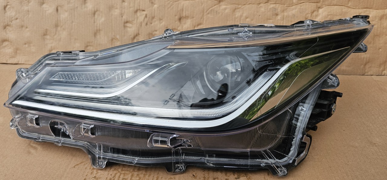 Far stanga led Toyota Corolla Sedan 2019 2020 2021 2022 2023