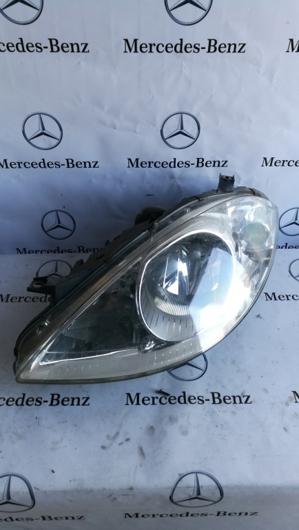 Far stanga Mercedes A Class W169