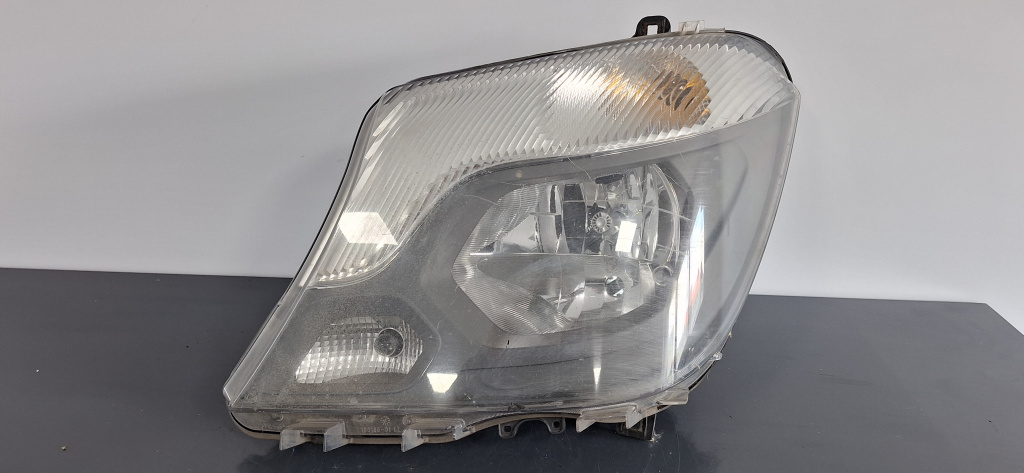 Far stanga Mercedes-Benz Sprinter (2009->) [906] 2.2 Motorina 2016, A9068202561 / FACELIFT / VOLAN DREAPTA