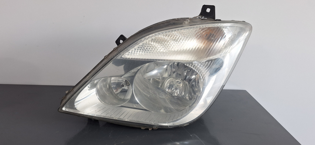 Far stanga Mercedes-Benz Sprinter (2009->) [906] 2.2 Motorina 2010, A9068200361