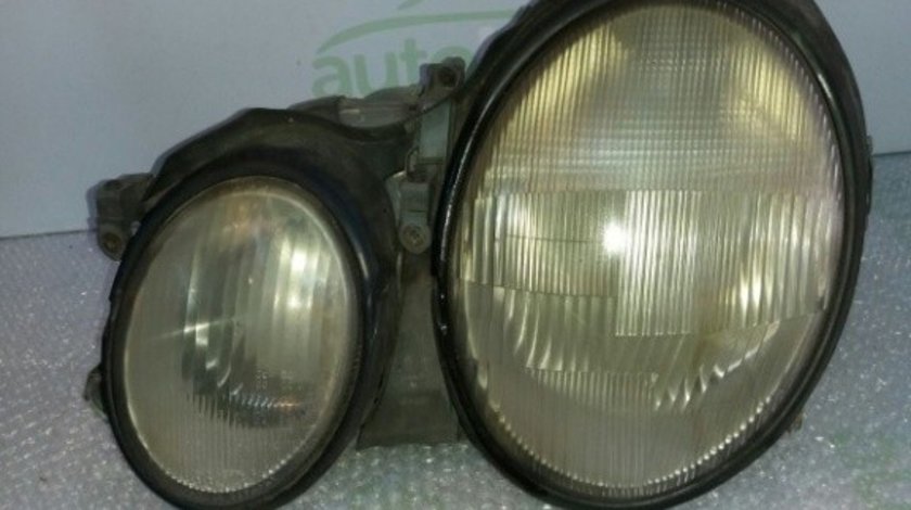Far stanga Mercedes Benz W210