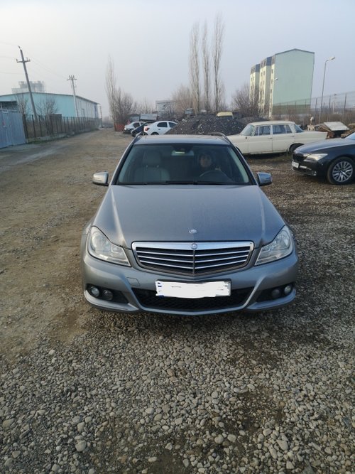 Far stanga mercedes c220 cdi w204 facelift europa
