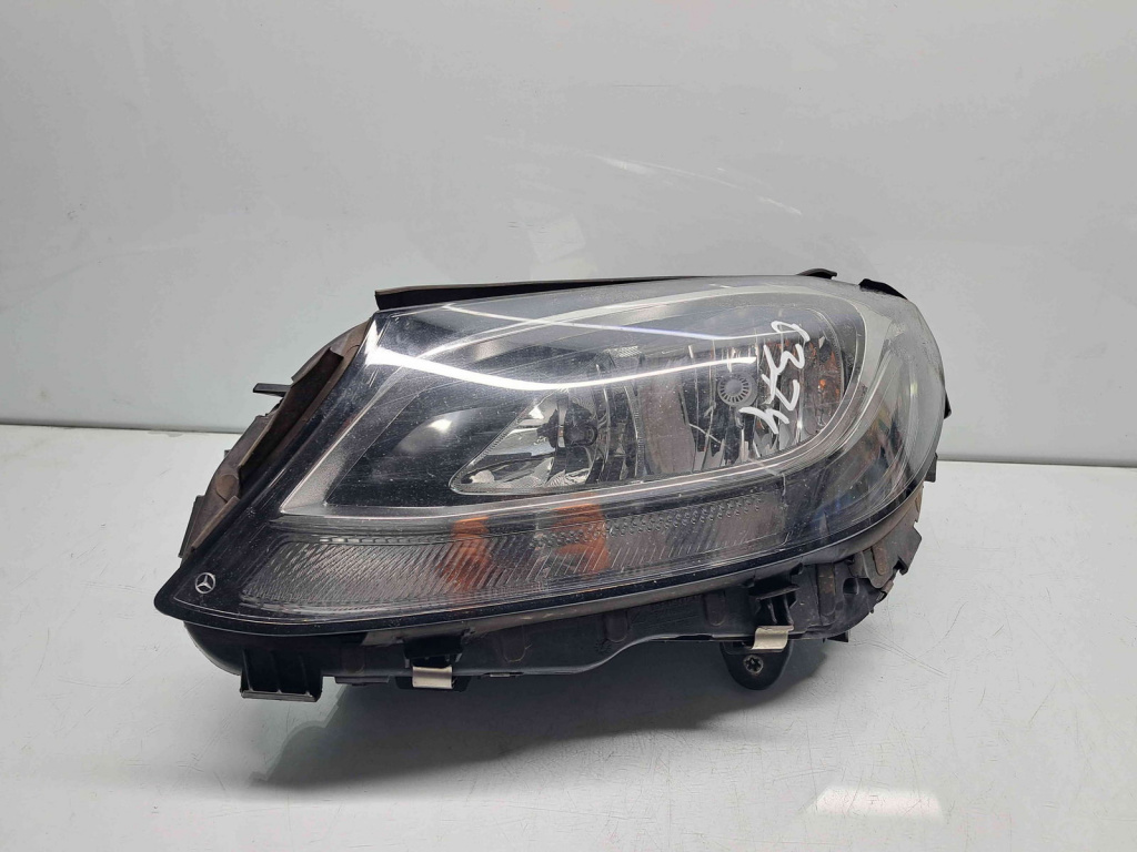 Far stanga Mercedes Clasa C Combi (S205) [Fabr 2015-prezent] A2059066702
