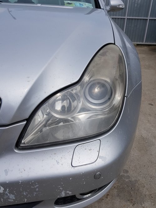 Far stanga Mercedes Cls 320 W219