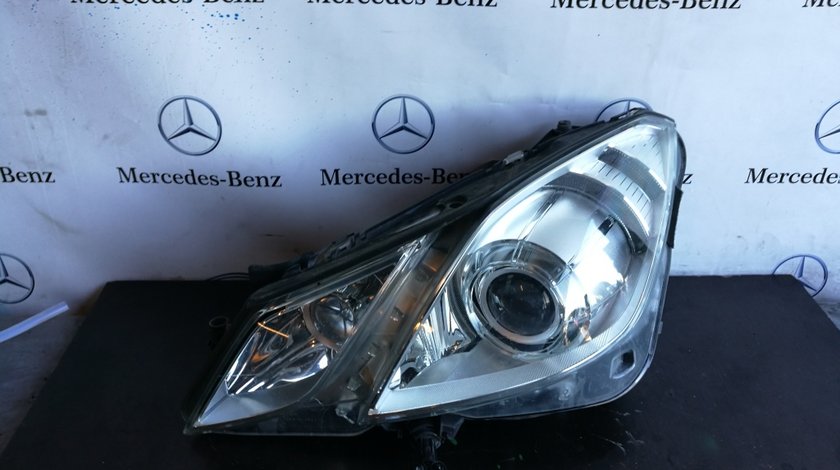 Far stanga Mercedes E class Coupe W207 xenon adaptiv