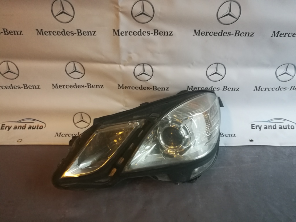 Far stanga Mercedes E-CLASS W212 Berlina 2.2 cdi