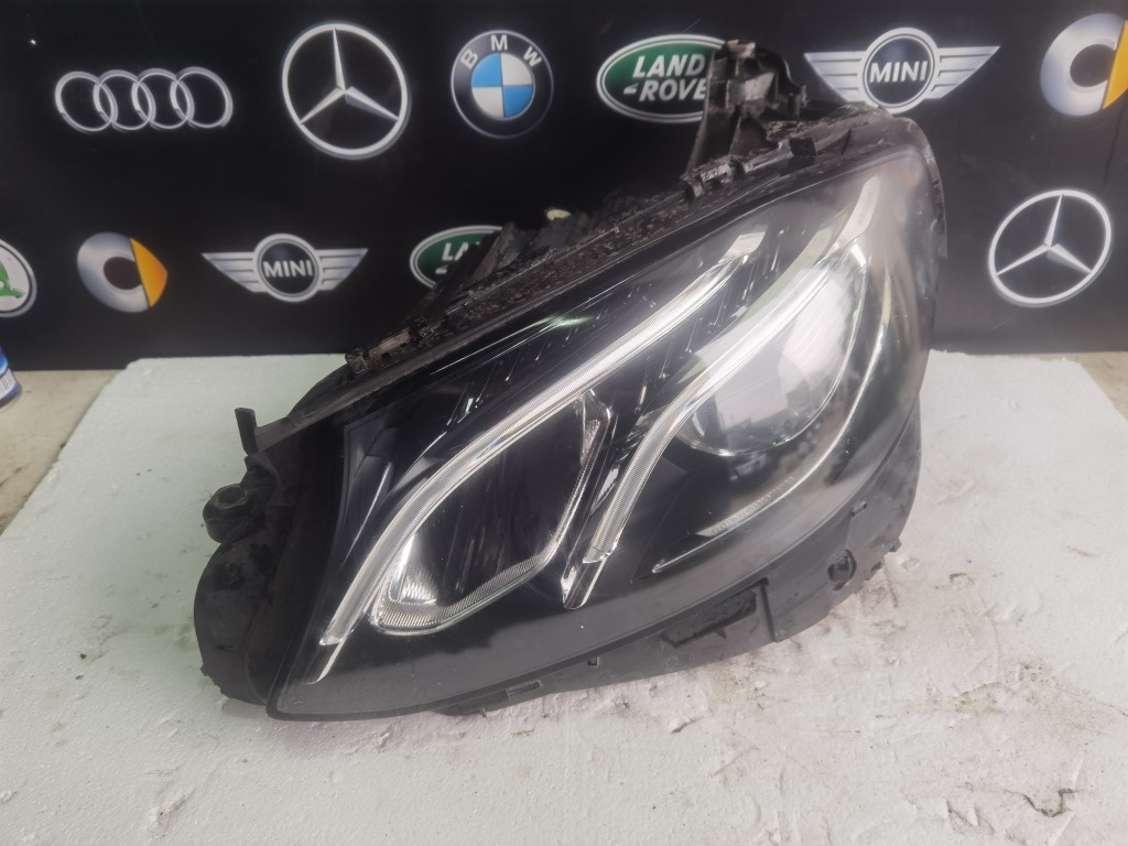 Far stanga Mercedes E class w213