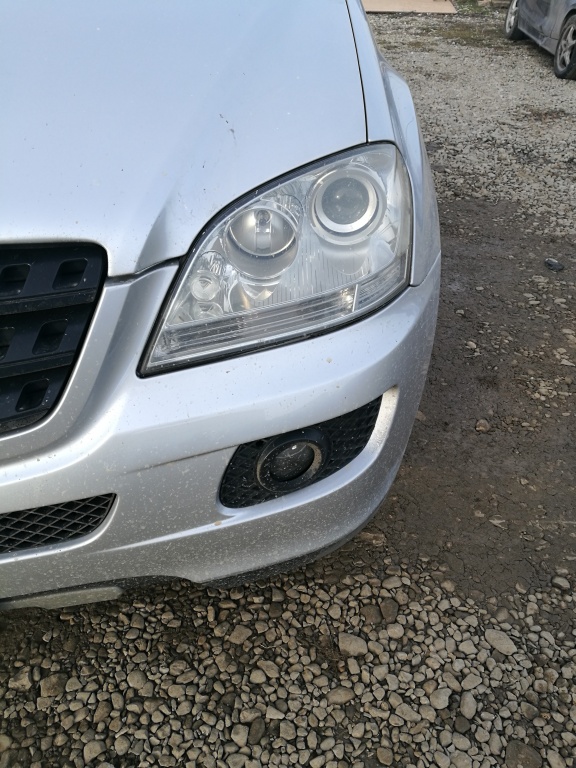 Far stanga Mercedes W164 fara xenon