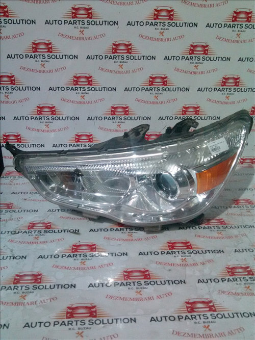 Far stanga MITSUBISHI ASX 4x4 an fabr. 2013