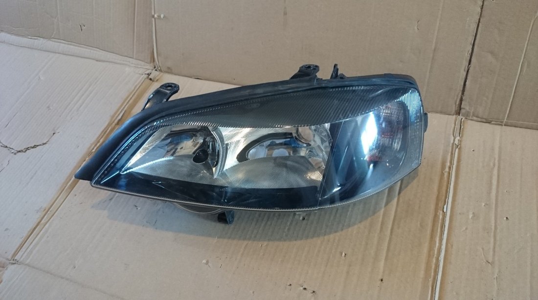 Far stanga Opel Astra G cod 13132459, 1EG00764049