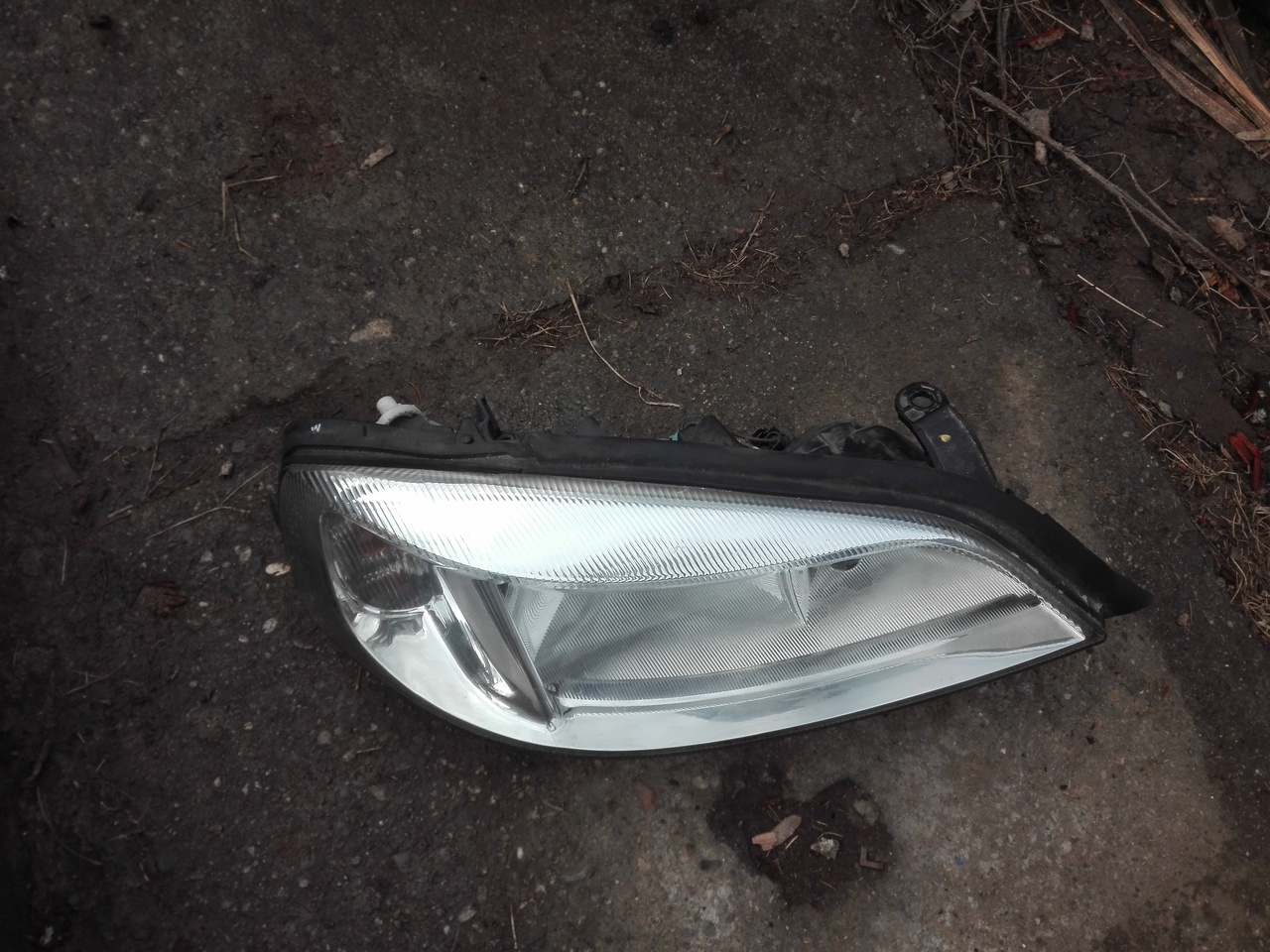 Far Stanga Opel Astra G Crom