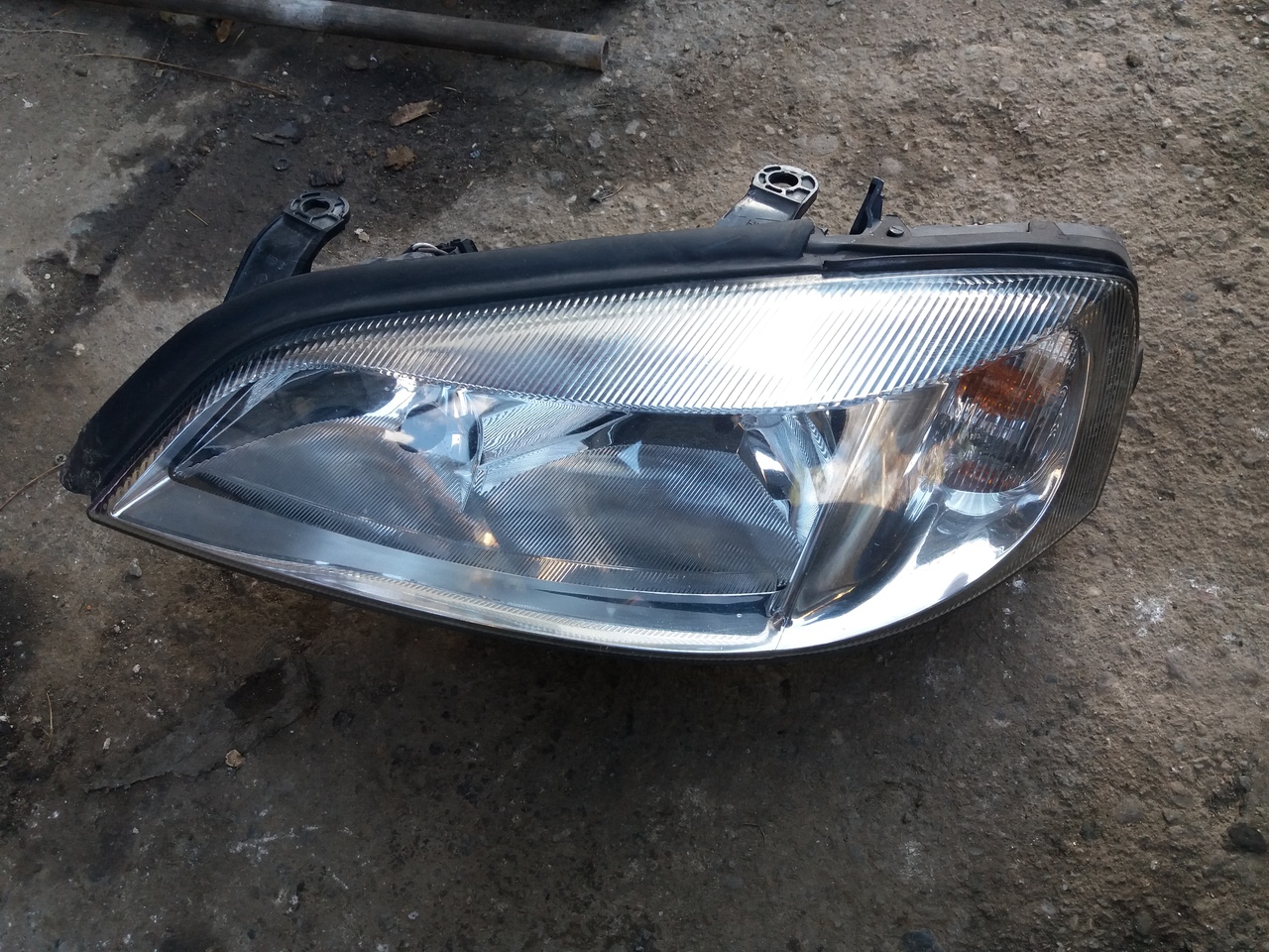 Far Stanga Opel Astra G Crom