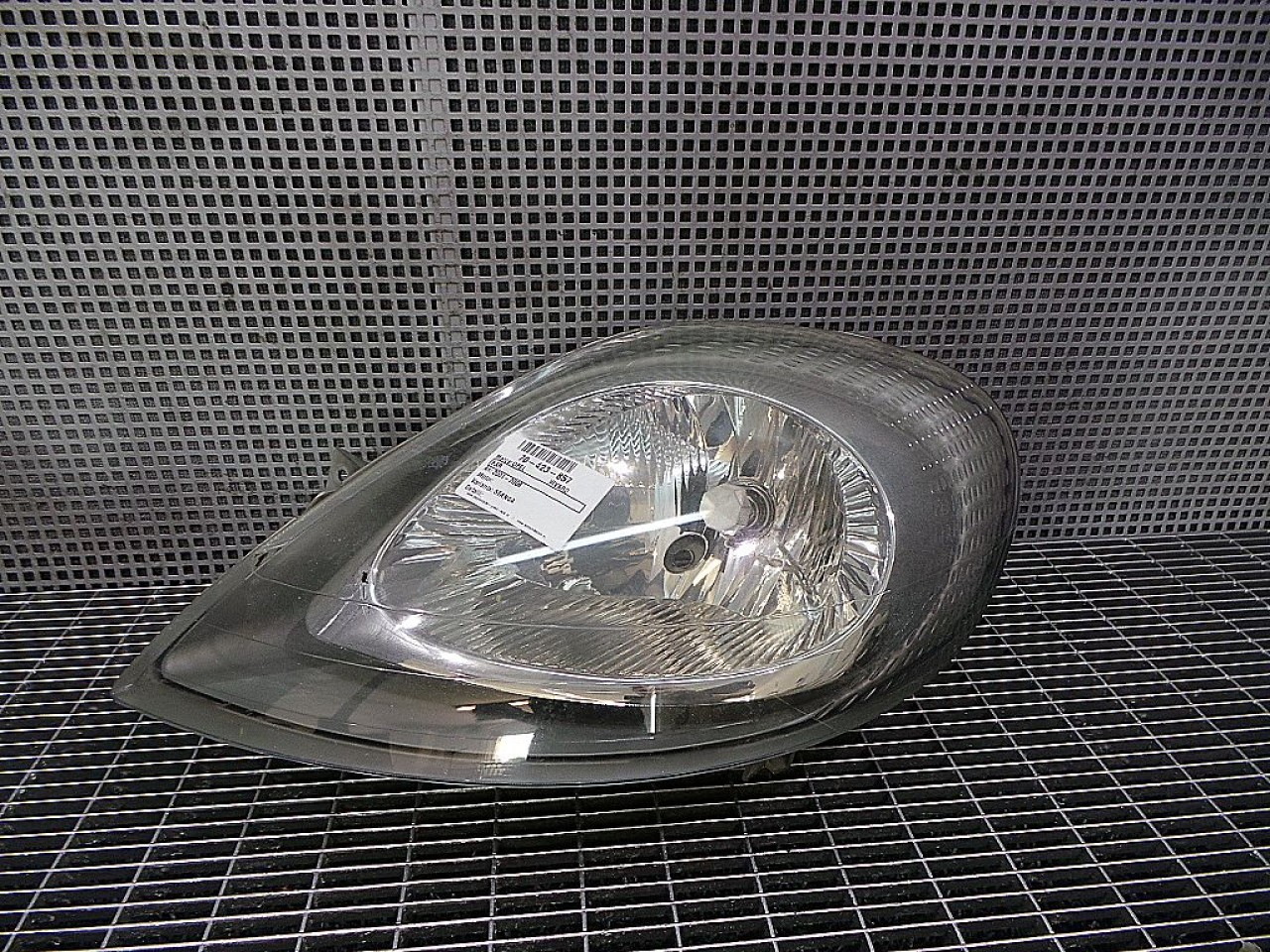 FAR STANGA OPEL VIVARO - - (2001 2006)