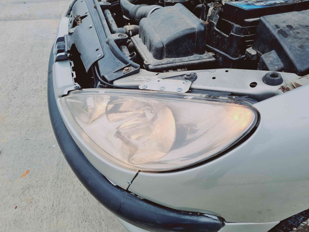 Far stanga Peugeot 206 [Fabr 1998-2009] OEM