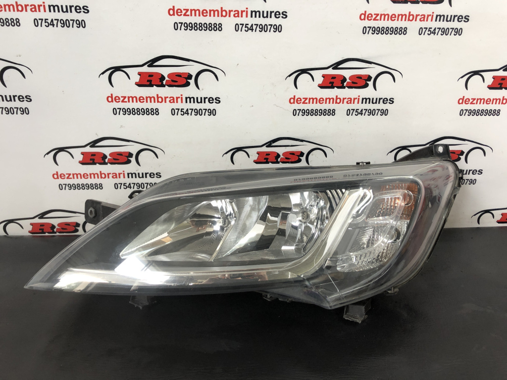 Far stanga Peugeot Boxer sedan 2018 (1394428080)
