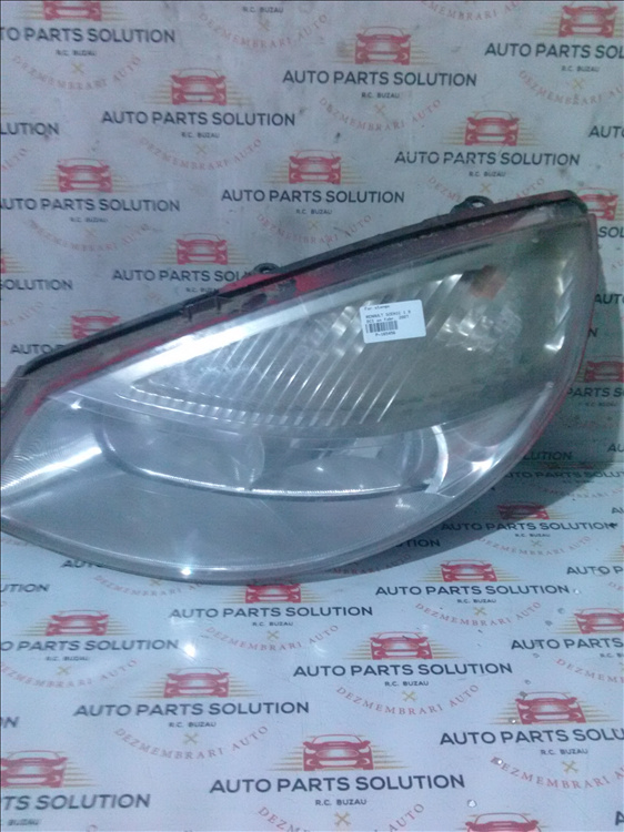 Far stanga RENAULT SCENIC 1.9 DCI an fabr. 2007