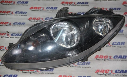 Far stanga  Seat Altea XL 2006-2009 5P1941005D