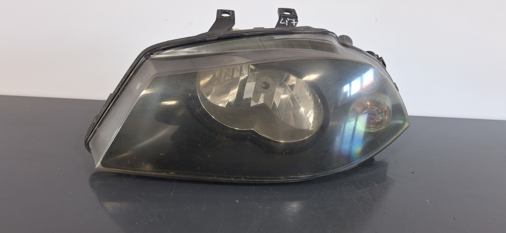 Far stanga Seat Ibiza 3 (2002-2006) 1.2 Benzina 2004, 6L1941021A / VOLAN STANGA
