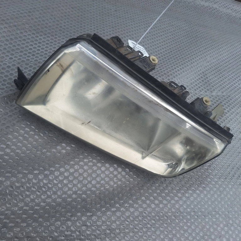 Far Stanga Skoda Fabia 1 1999-2007 1.4 Ame Benzina 086651105Lm, 086651105Lmn, 086651112L, 02083071, 6Y0941295