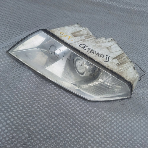 Far Stanga Skoda Octavia 2 (1Z) 2004-2013 00Hr00Hc, 4050050, E83575 Visteon