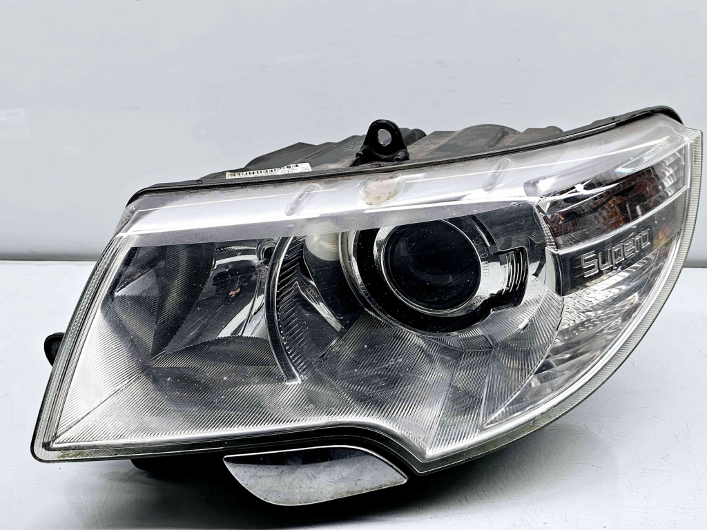 Far stanga Skoda Superb II Combi (3T5) [Fabr 2009-2015] 3T2941015E