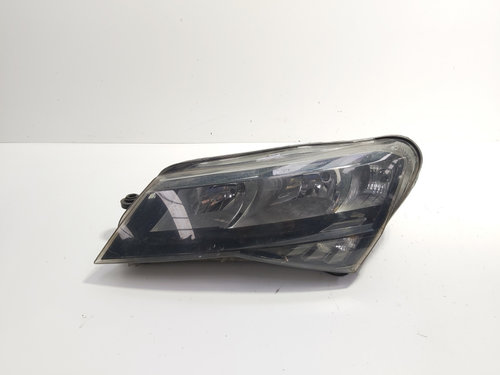 Far stanga, Skoda Superb III Combi (3V5) vol pe dreapta (id:704870)