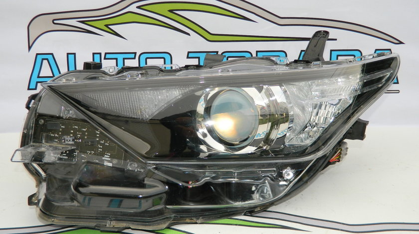 Far stanga Toyota Auris model 2015-2018 cod 81150-02K30