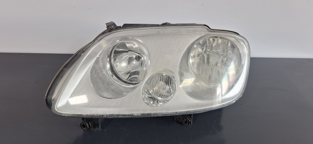 Far stanga Volkswagen Caddy 3 (2004-2010) 1.9 Motorina 2007, 2K0941005B