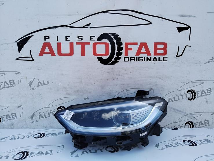 Far stanga Volkswagen ID.3 Full LED iq.light an 2019-2020-2021-2022-2023 10B941035D SCMGNCLA43